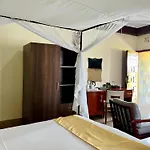 Nokras Riverine Hotel & Spa