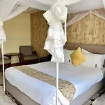 Nokras Riverine Hotel & Spa