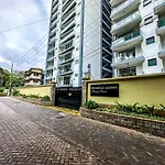 Modern 2 Bed Apt In Riverside Westlands Nairobi Behind Riverside Square Mall With Gym 5 Minutes To Cbd With Scenic Nature And River Views Situated On The 8Th Floor