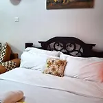 Pazuri Home