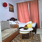Pazuri Home