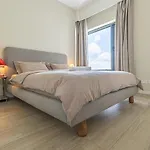 Wonderiss Homes -Riverside Square - 2-Bedroom Swimming Pool - Gym