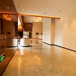 Executive 2Br Apartment At The Gtc Residence