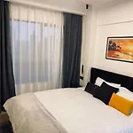 Unique Gem In Westlands, City Views, Rooftop Gym And Pool
