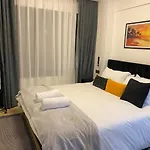 Unique Gem In Westlands, City Views, Rooftop Gym And Pool