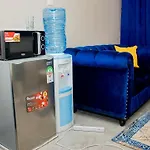 Definitehomes3 - Fully Furnished Studio Apartment With A Rooftop Restaurant Near Jkia Airport, Sgr Terminus, Downtown