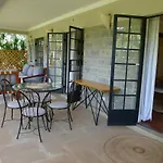 Stunning Guest Cottage In Tranquil Setting