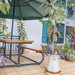Pearl By Edmor Suites