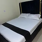 Lulu Apartment