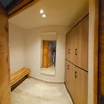 Cado House - Studio Apartment