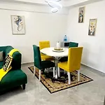 Chic,Stylish & Inviting 3Br Getaway In Kilimani - Lavington