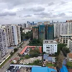 Charming Urban Retreat Apartment With Private Parking,Fully Equipped Gym ,Children Playing Ground And Unbeatable City Views
