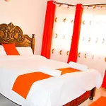 Roma Stays - Charming 2Br Ensuite Apartment Opp Garden City Mall