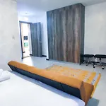 Kilimani City Peaks - Pool, Gym & Tidy