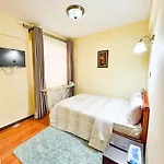 Cozy Apartment In Kilimani Close To Yaya Center