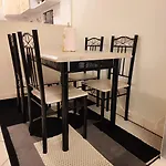 Goodlife Apartment