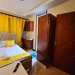 Almasi Hotel