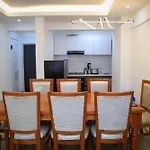 Luxury 1 Bedroom Marina Bay Apartments With Roof Top Swimming Pool & Gym