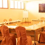 West Lerruat Hotel