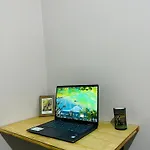 1 Bed Cosy Nest With Elevator