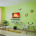 Garden Estate, Spacious And Luxurious One Bedroom Apartment