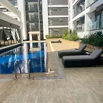 Luxurious One Bedroom Apartment, Kilimani-Nairobi Kenya By Sana Sana Holiday Apartments