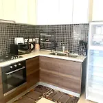Luxurious One Bedroom Apartment, Kilimani-Nairobi Kenya By Sana Sana Holiday Apartments