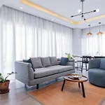 Escada Studio & 2-Bedroom, Rooftop Swimming Pool, Gym, Workspace, Wonderiss Homes Westland Living