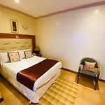 Villa Leone Boutique Hotel