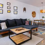 Kazuri Apartment In Westlands Close Proximity To Aga Hhan