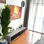 Luxurious-2 Bedroom Apartment With A Swimming Pool In Kilimani Nairobi