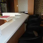 We Hotel And Suites