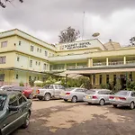 Sagret Hotel Equatorial