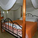 Hibiscus Guest House