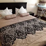 Acacia Apartment - Sunshine 1 Bedroom