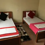 Lynwood Homestay And Tours