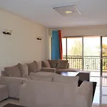 Sapphire Court Apartments