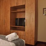 Sherry Homes -Tausi