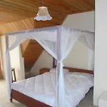 Harlequin Suites Hotel