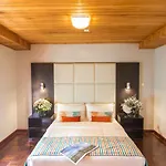 Nelson\'S Court Serviced Apartments