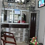 Karibu Hotel