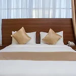 Delfirm Hotel