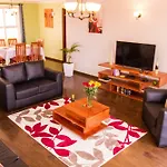 Huku Qwetu C5 City Breeze Apartment