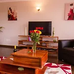 Huku Qwetu C5 City Breeze Apartment