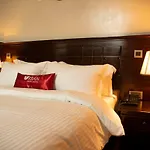 Urban Point Hotel