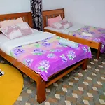Kenya Inn