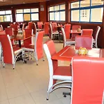 Golden Goose Hotel
