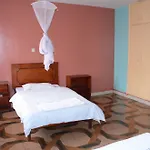 Nyam Hotel