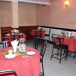 Chomba Hotel
