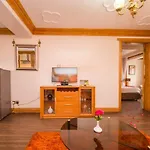 Marble Arch Hotel